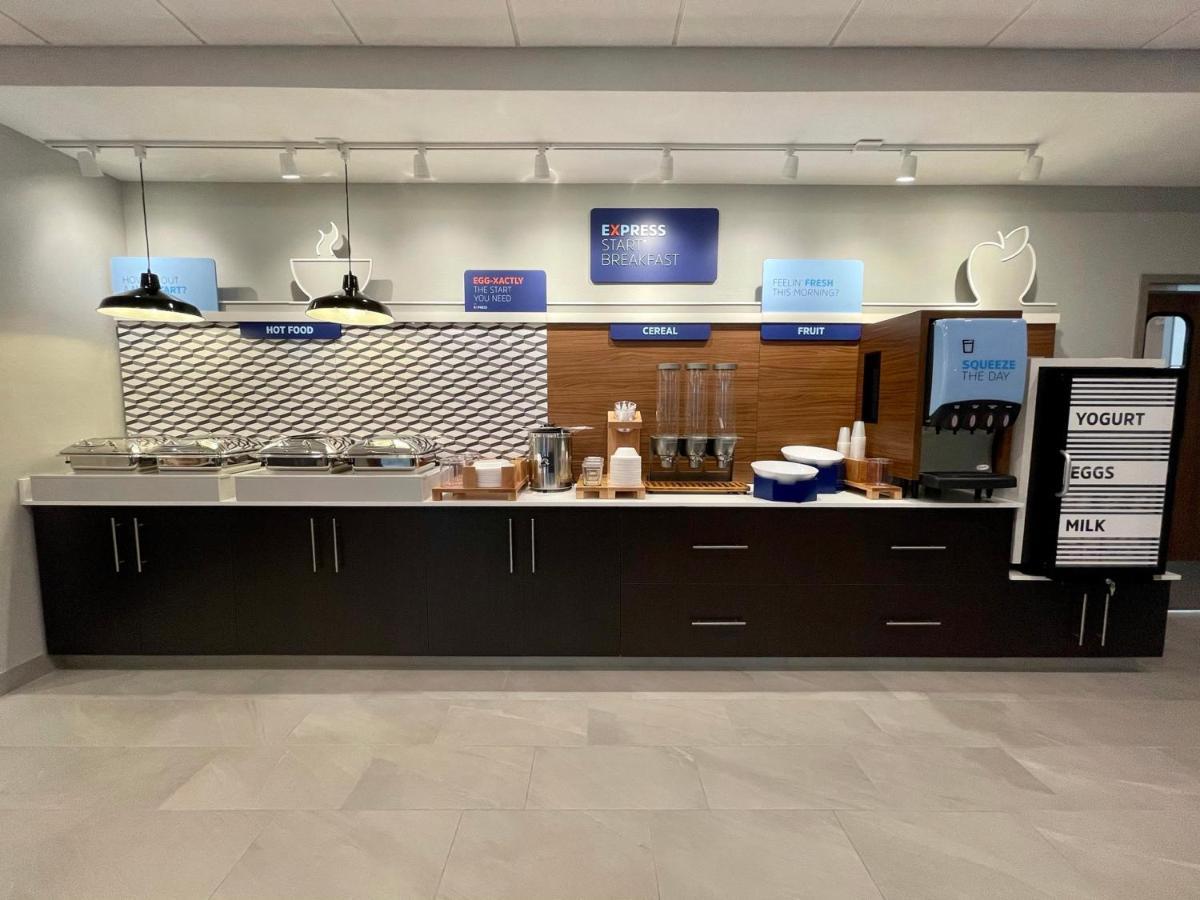 Holiday Inn Express & Suites - Ft. Smith - Airport By Ihg Fort Smith Kültér fotó