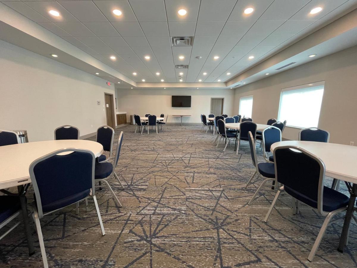 Holiday Inn Express & Suites - Ft. Smith - Airport By Ihg Fort Smith Kültér fotó