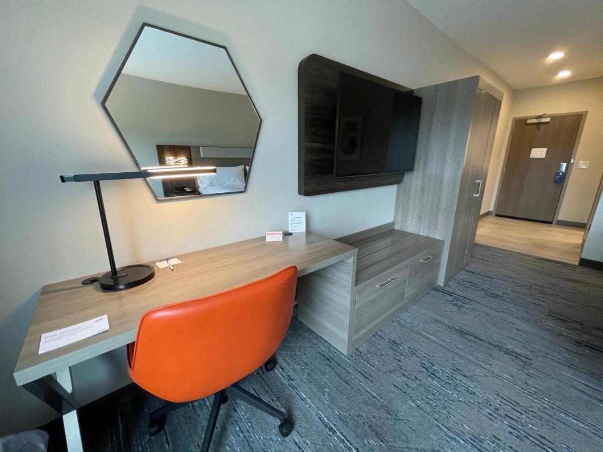 Holiday Inn Express & Suites - Ft. Smith - Airport By Ihg Fort Smith Kültér fotó