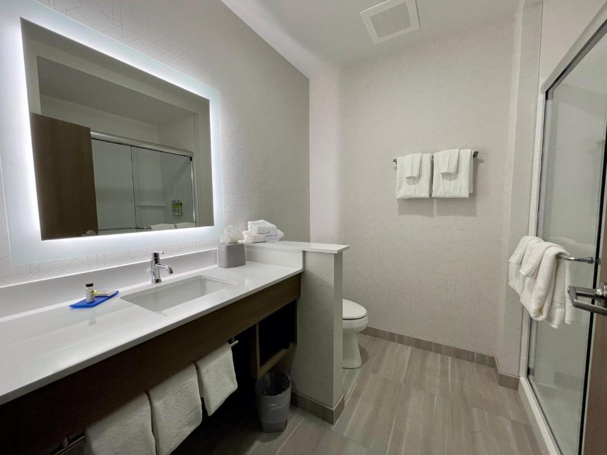 Holiday Inn Express & Suites - Ft. Smith - Airport By Ihg Fort Smith Kültér fotó
